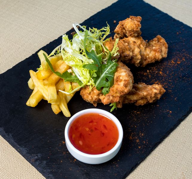 Dions crispy wings side